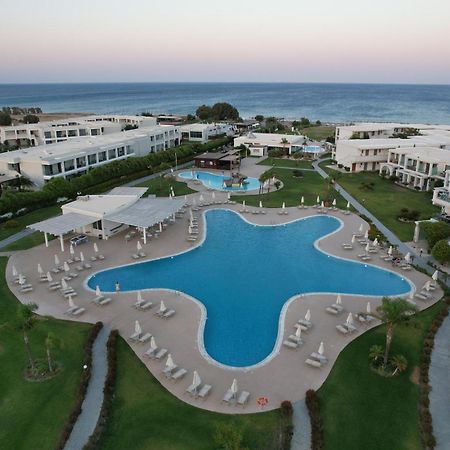 Asterias Beach Resort アファンドウ エクステリア 写真