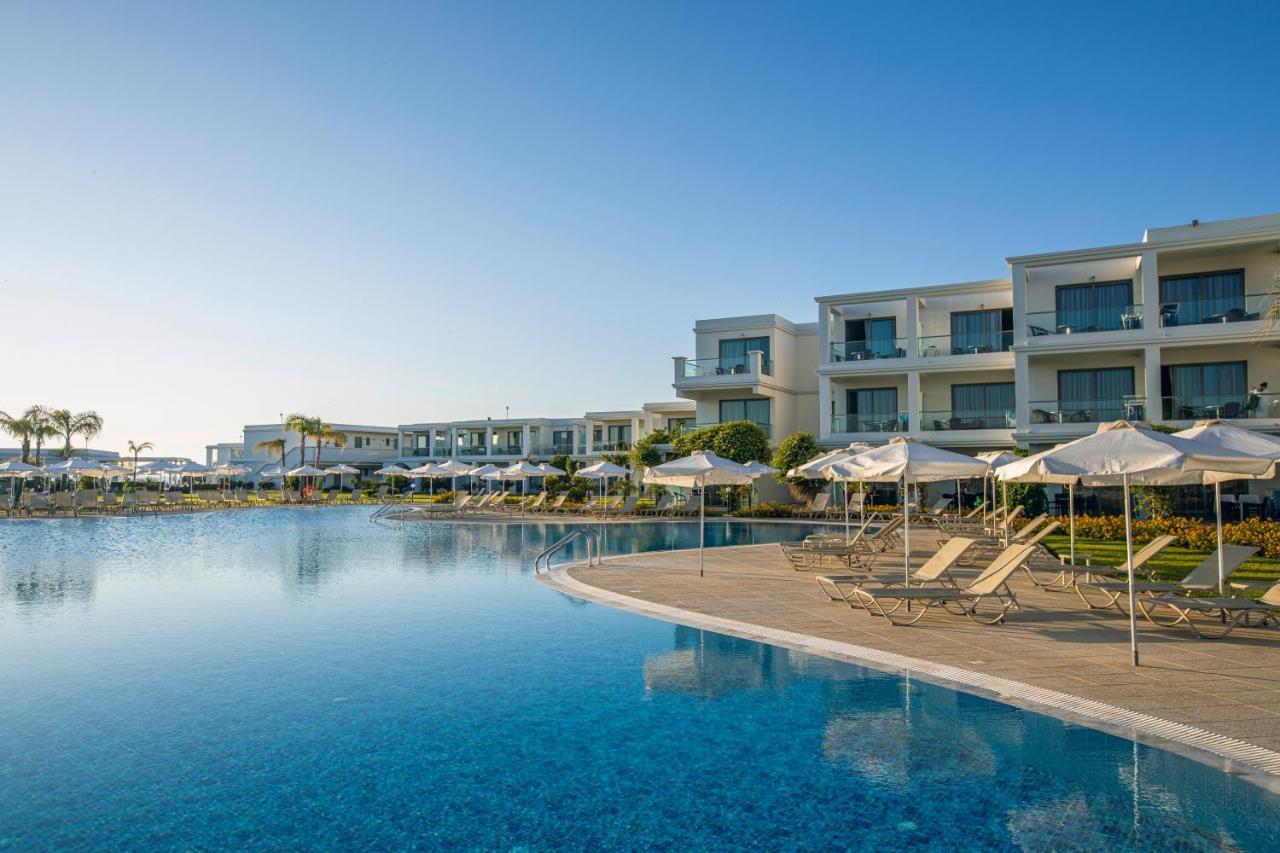 Asterias Beach Resort アファンドウ エクステリア 写真