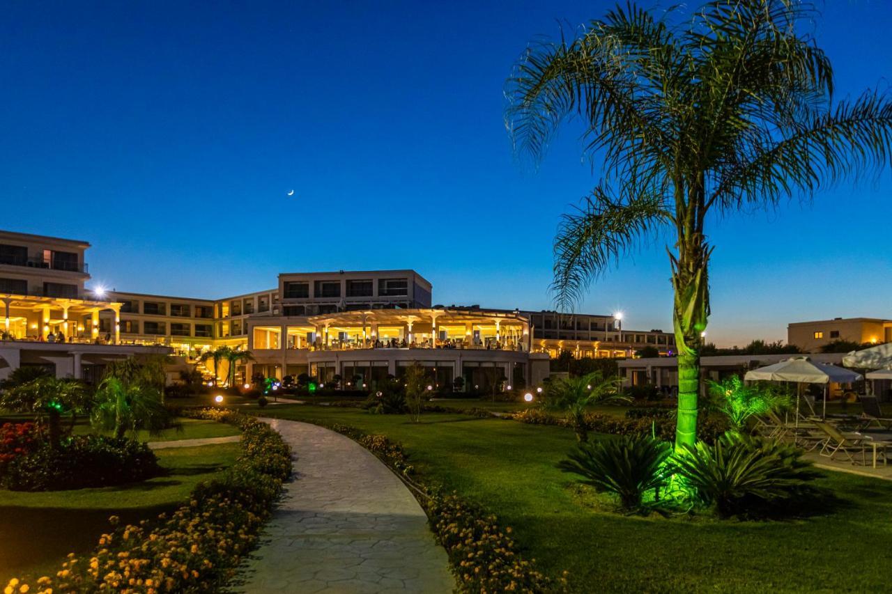 Asterias Beach Resort アファンドウ エクステリア 写真