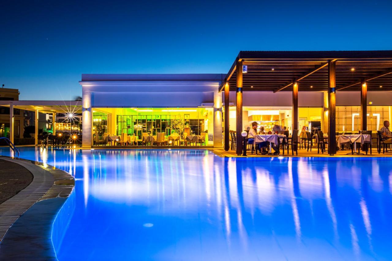 Asterias Beach Resort アファンドウ エクステリア 写真