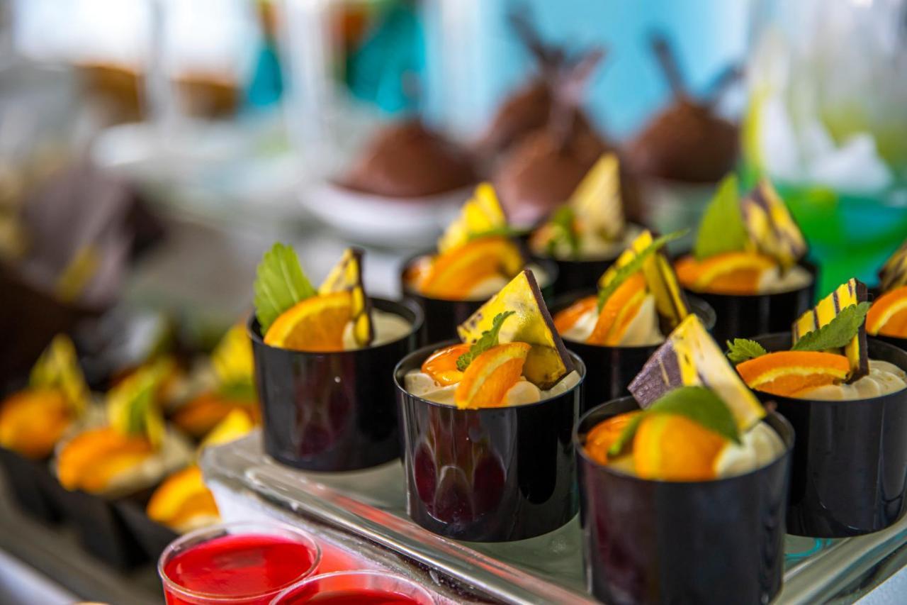 Asterias Beach Resort アファンドウ エクステリア 写真