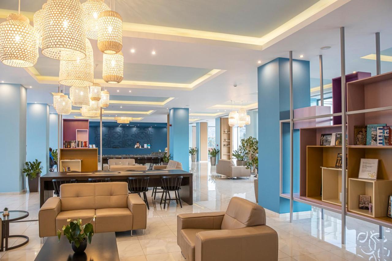 Asterias Beach Resort アファンドウ エクステリア 写真