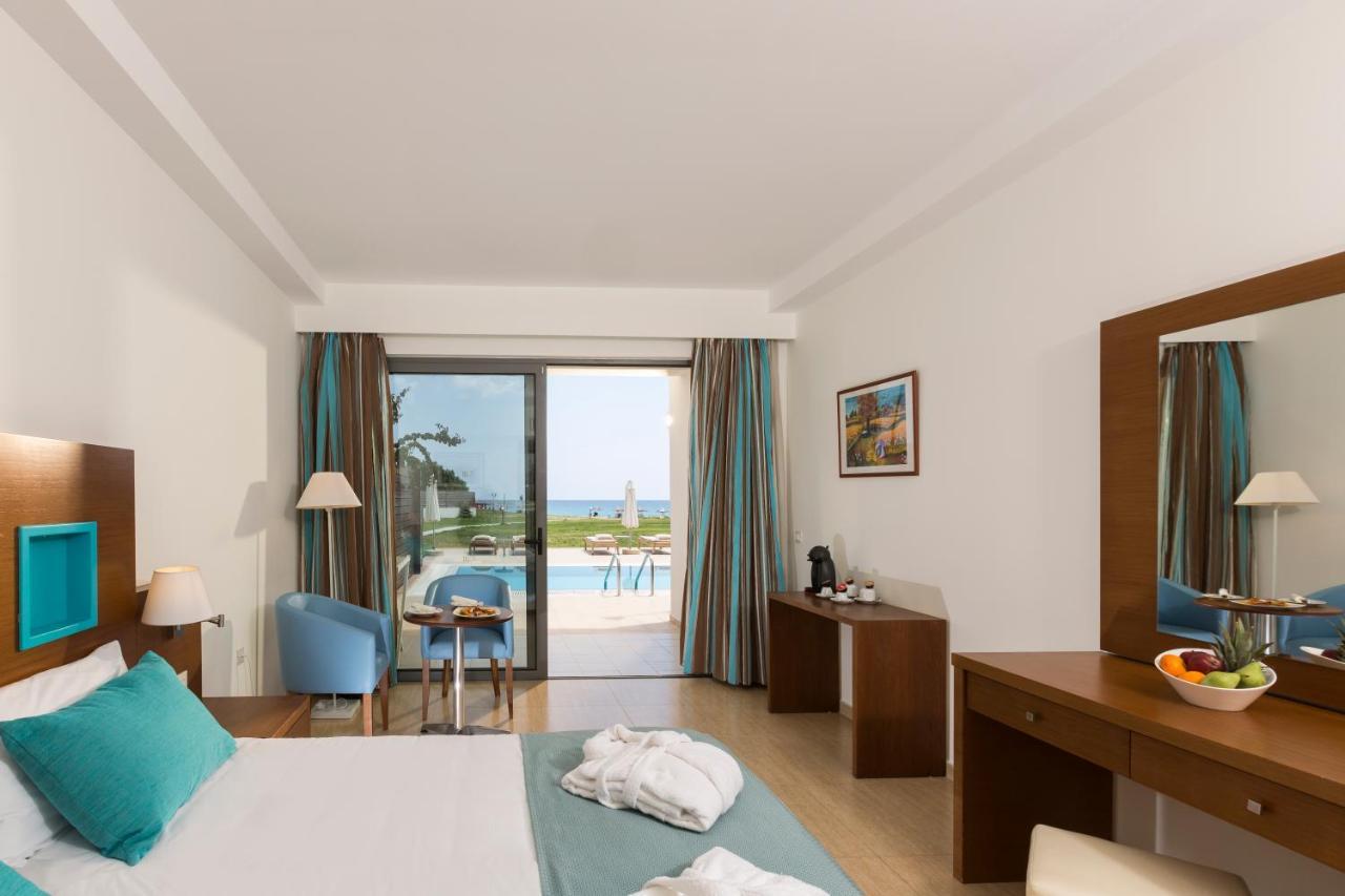 Asterias Beach Resort アファンドウ エクステリア 写真