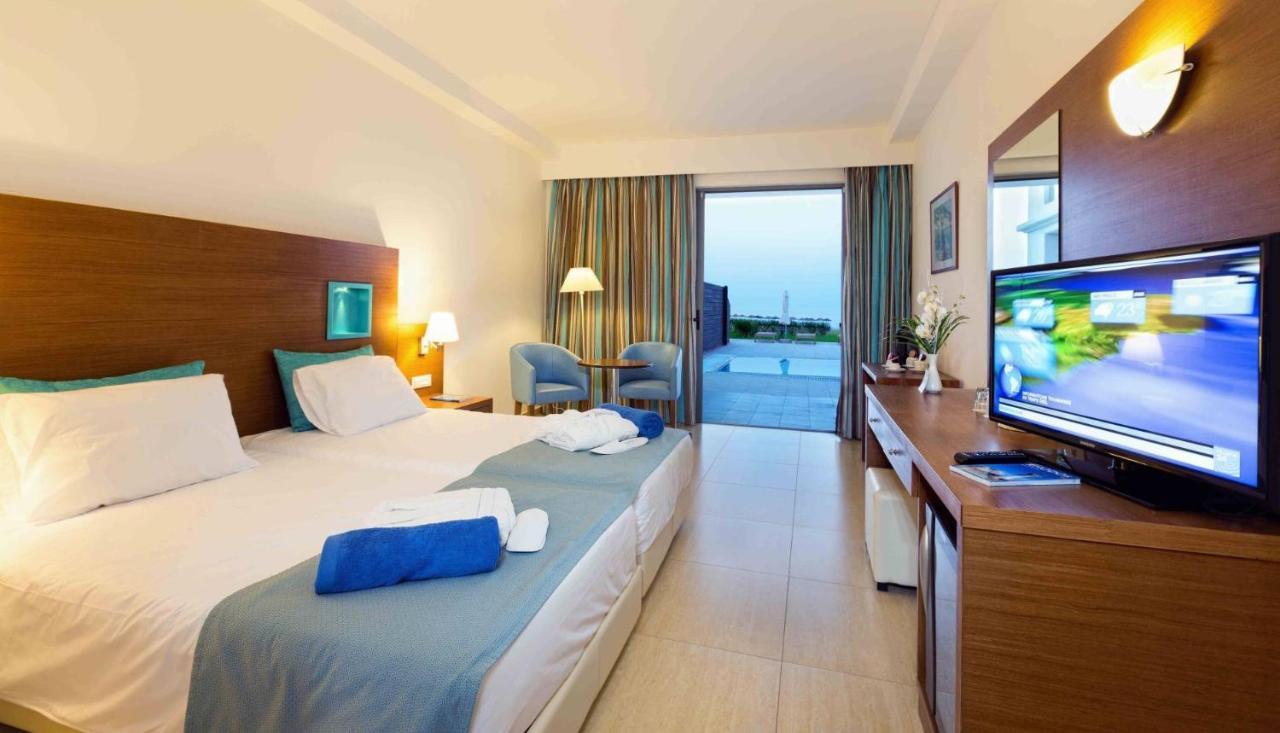 Asterias Beach Resort アファンドウ エクステリア 写真